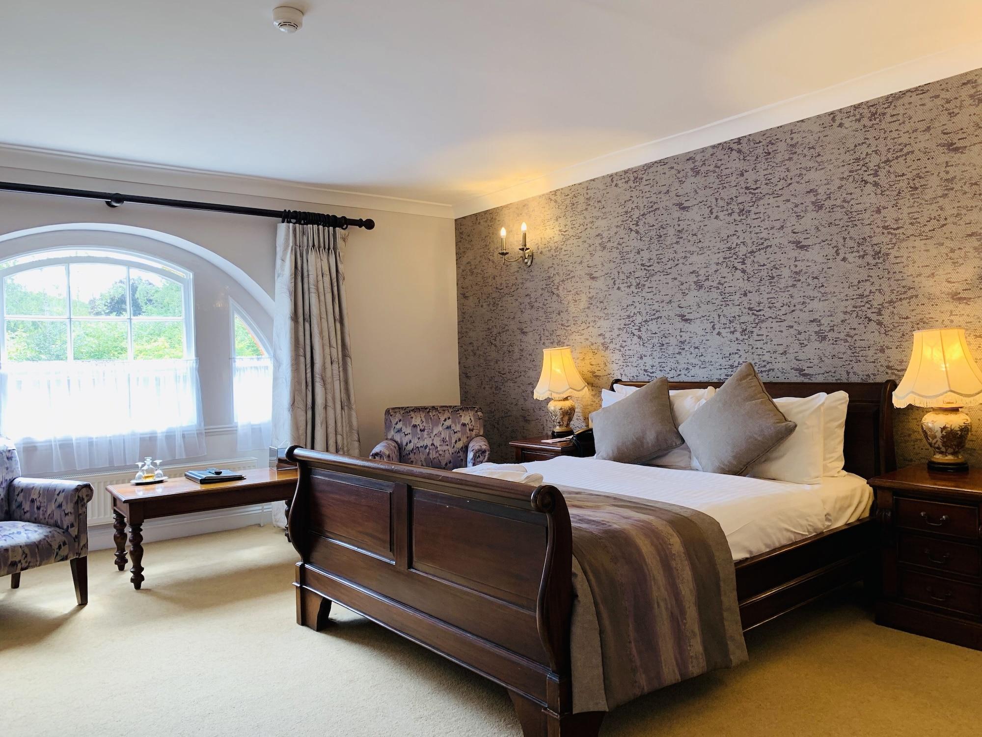 Best Western Moore Place Hotel Milton Keynes Exterior photo