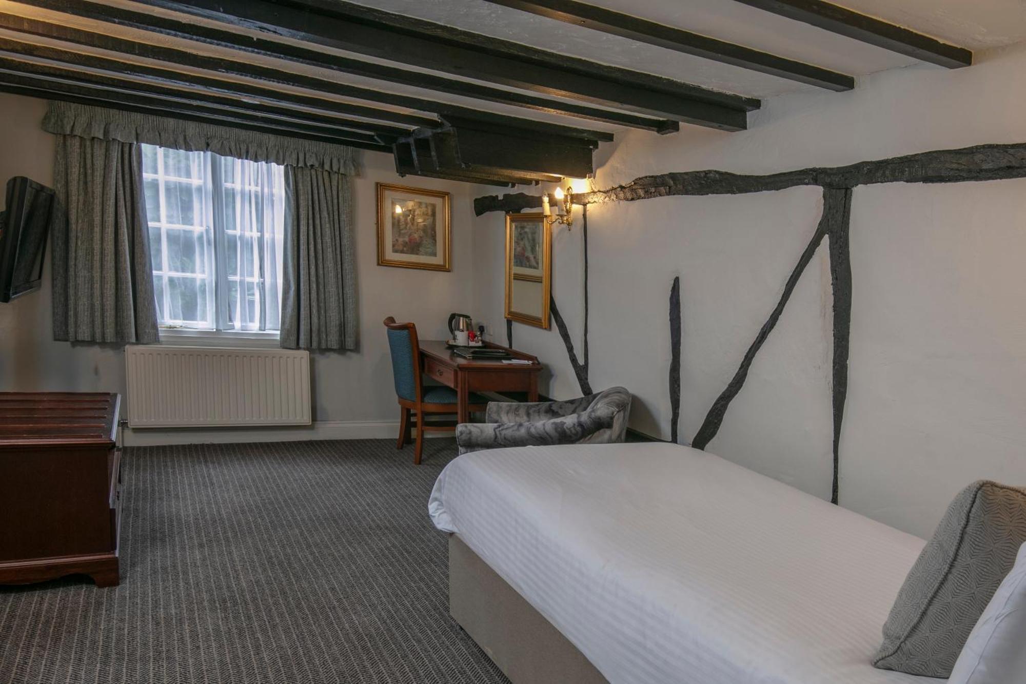 Best Western Moore Place Hotel Milton Keynes Exterior photo